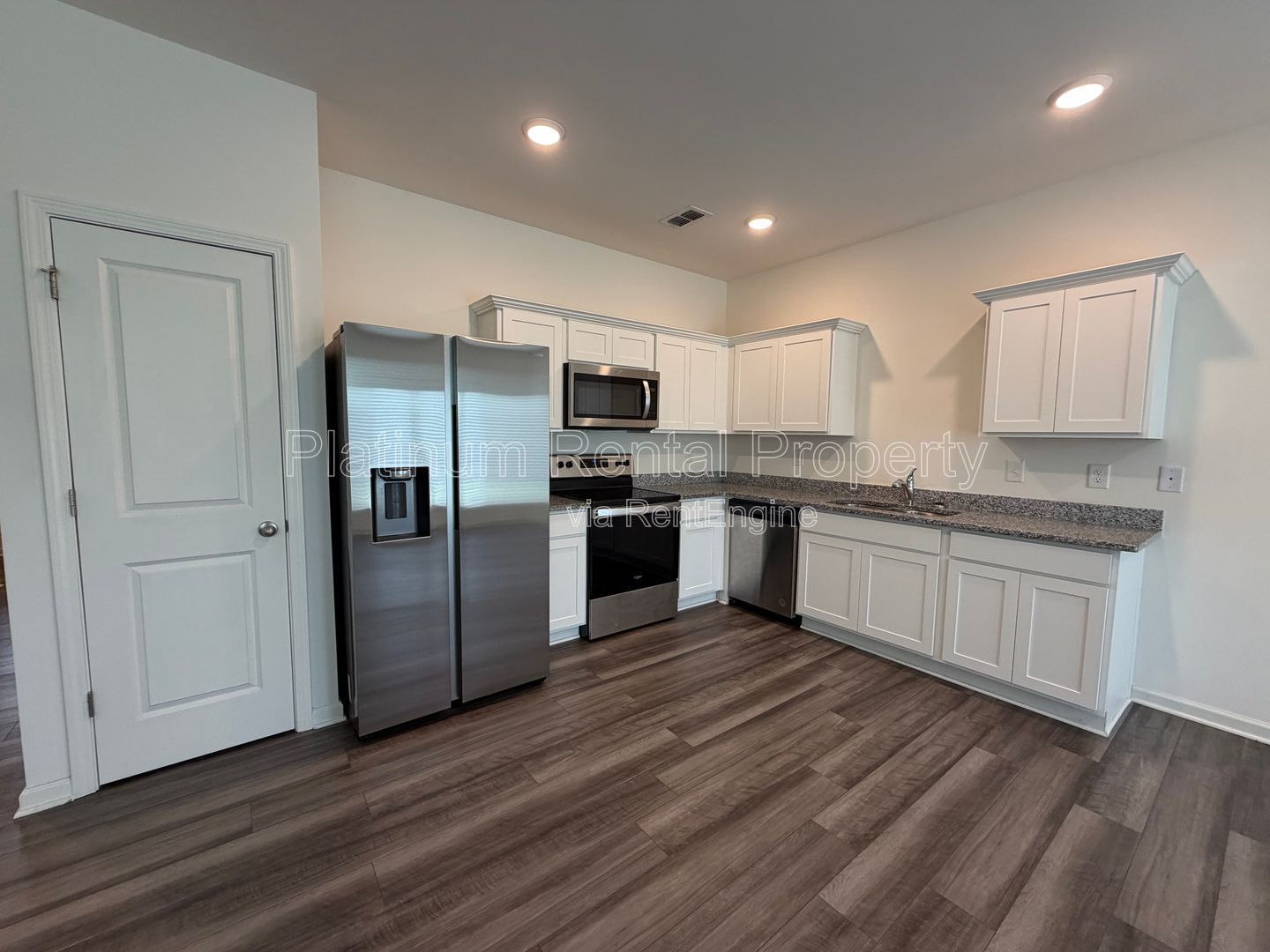 Better-than-new 3 bedroom townhome in McDonough by Platinum Property Management Services, Inc. property image