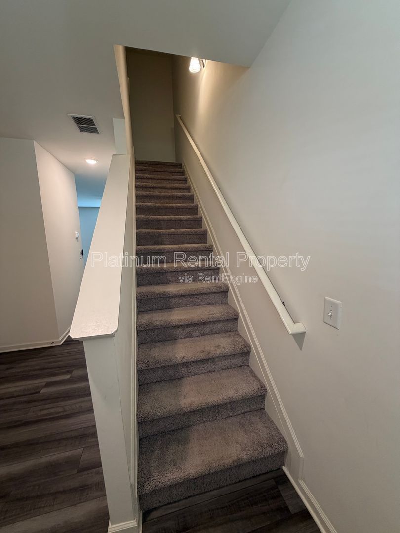 Better-than-new 3 bedroom townhome in McDonough by Platinum Property Management Services, Inc. property image