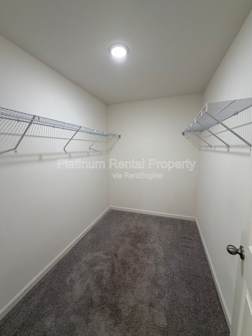 Better-than-new 3 bedroom townhome in McDonough by Platinum Property Management Services, Inc. property image