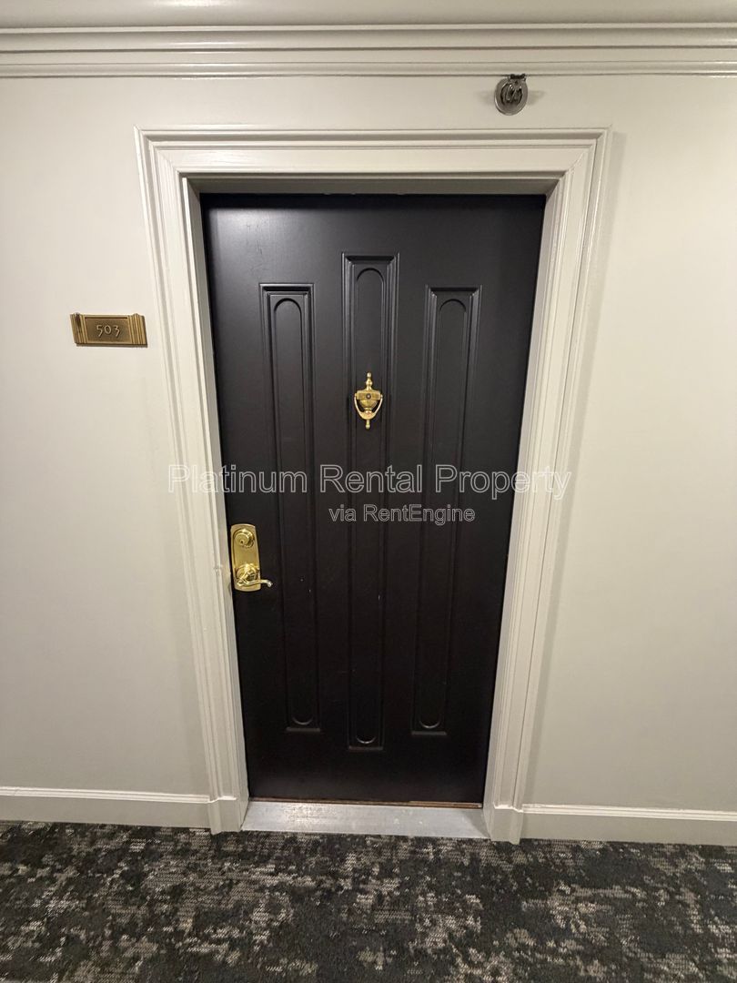 Amazing Studio in Buckhead for rent by Platinum Property Management Services, Inc. property image