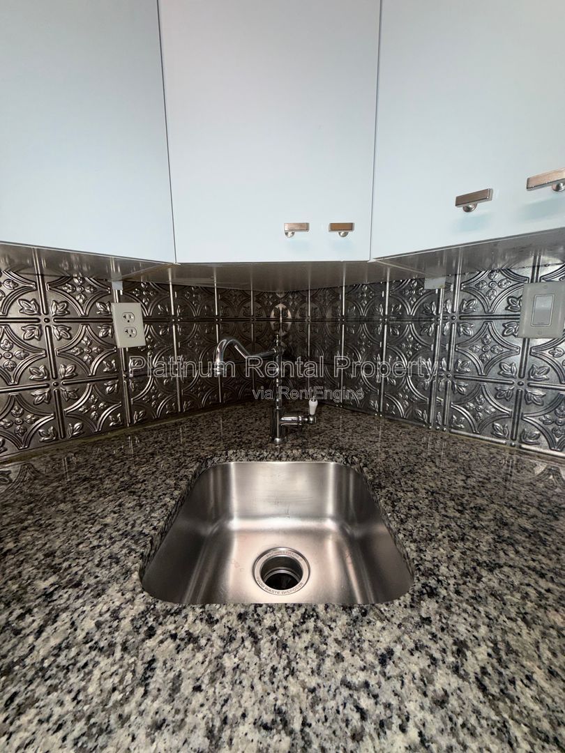 Amazing Studio in Buckhead for rent by Platinum Property Management Services, Inc. property image