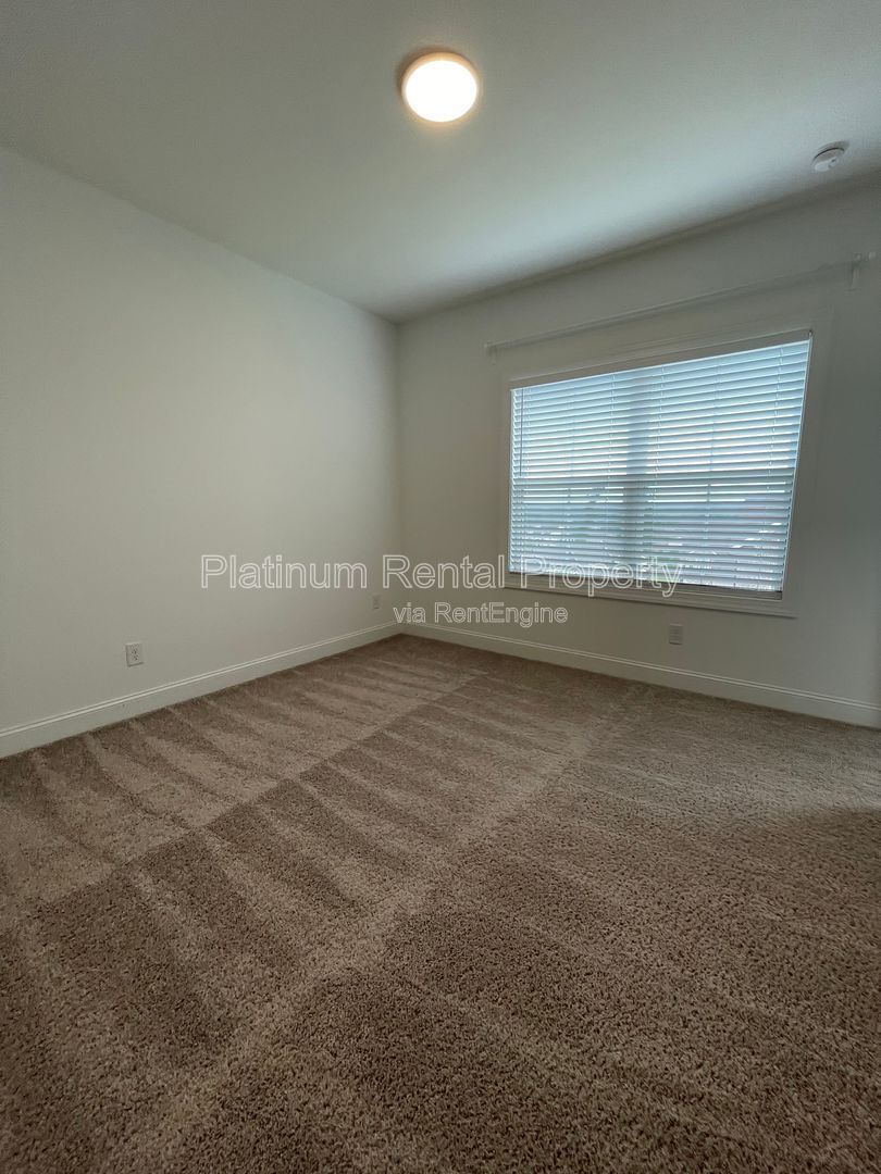 Meticulously maintained and better than new, 3 bedroom, 3.5 bathrooms in FANTASTIC gated Buford neighborhood, by Platinum Property Management Services, Inc. property image