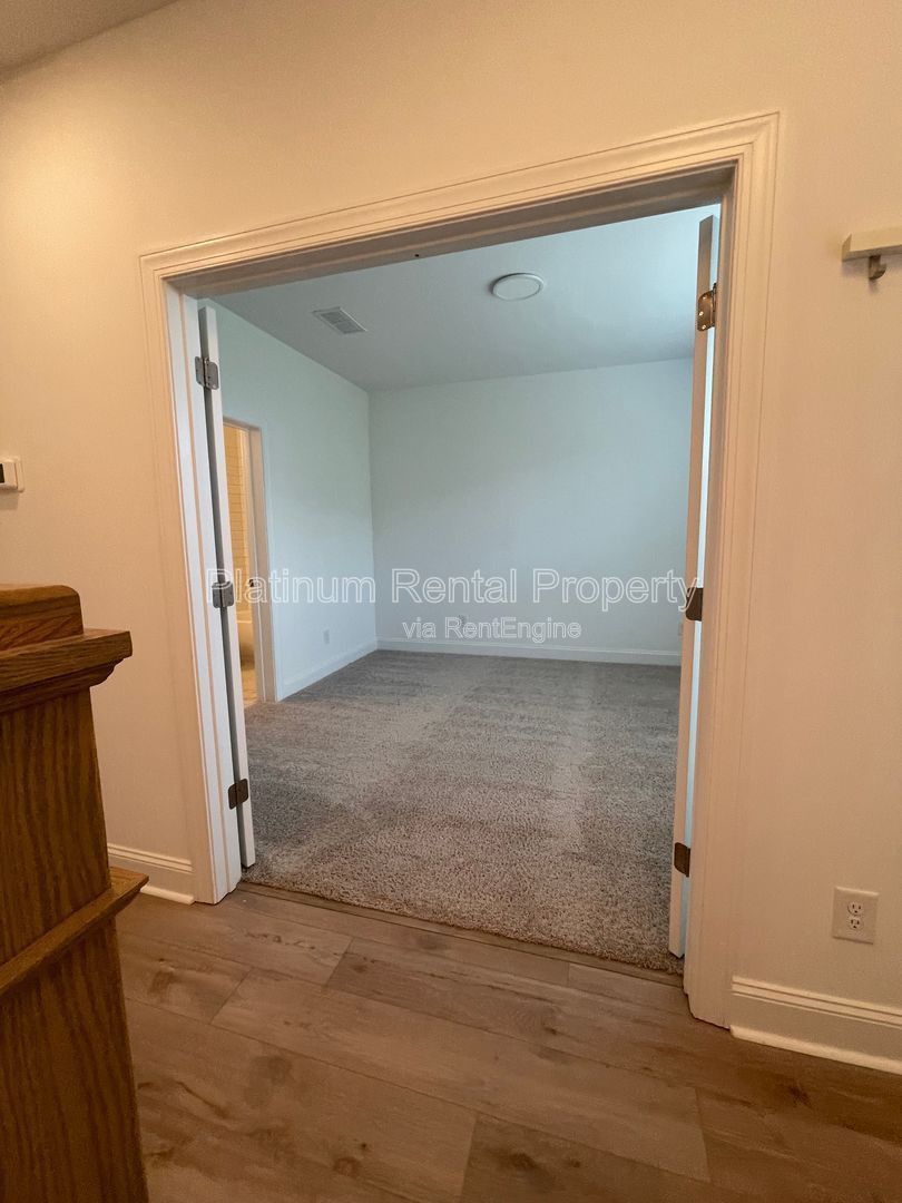 Meticulously maintained and better than new, 3 bedroom, 3.5 bathrooms in FANTASTIC gated Buford neighborhood, by Platinum Property Management Services, Inc. property image