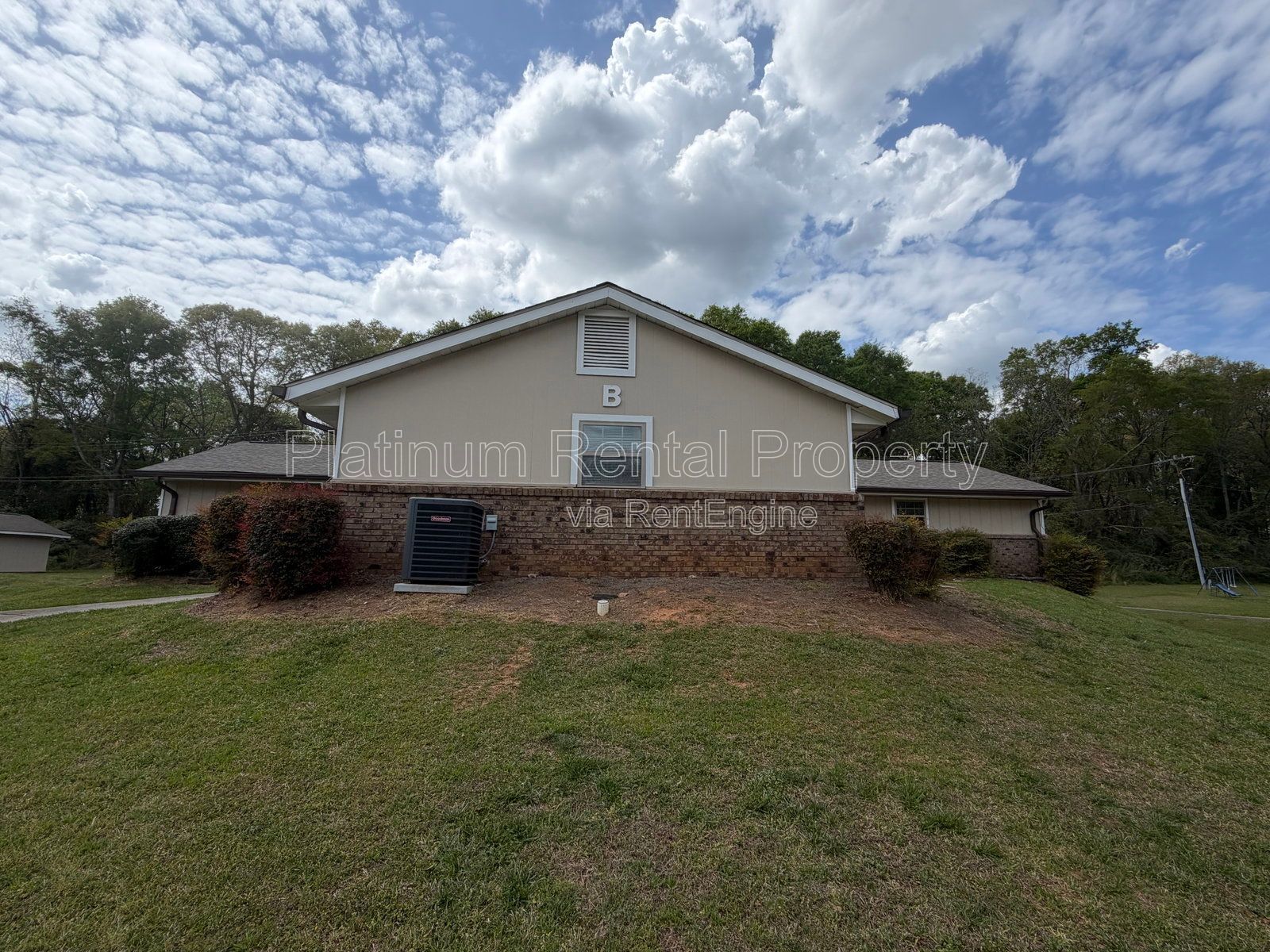 1 bedroom unit in Monroe for rent by Platinum Property Management Services, Inc. property image