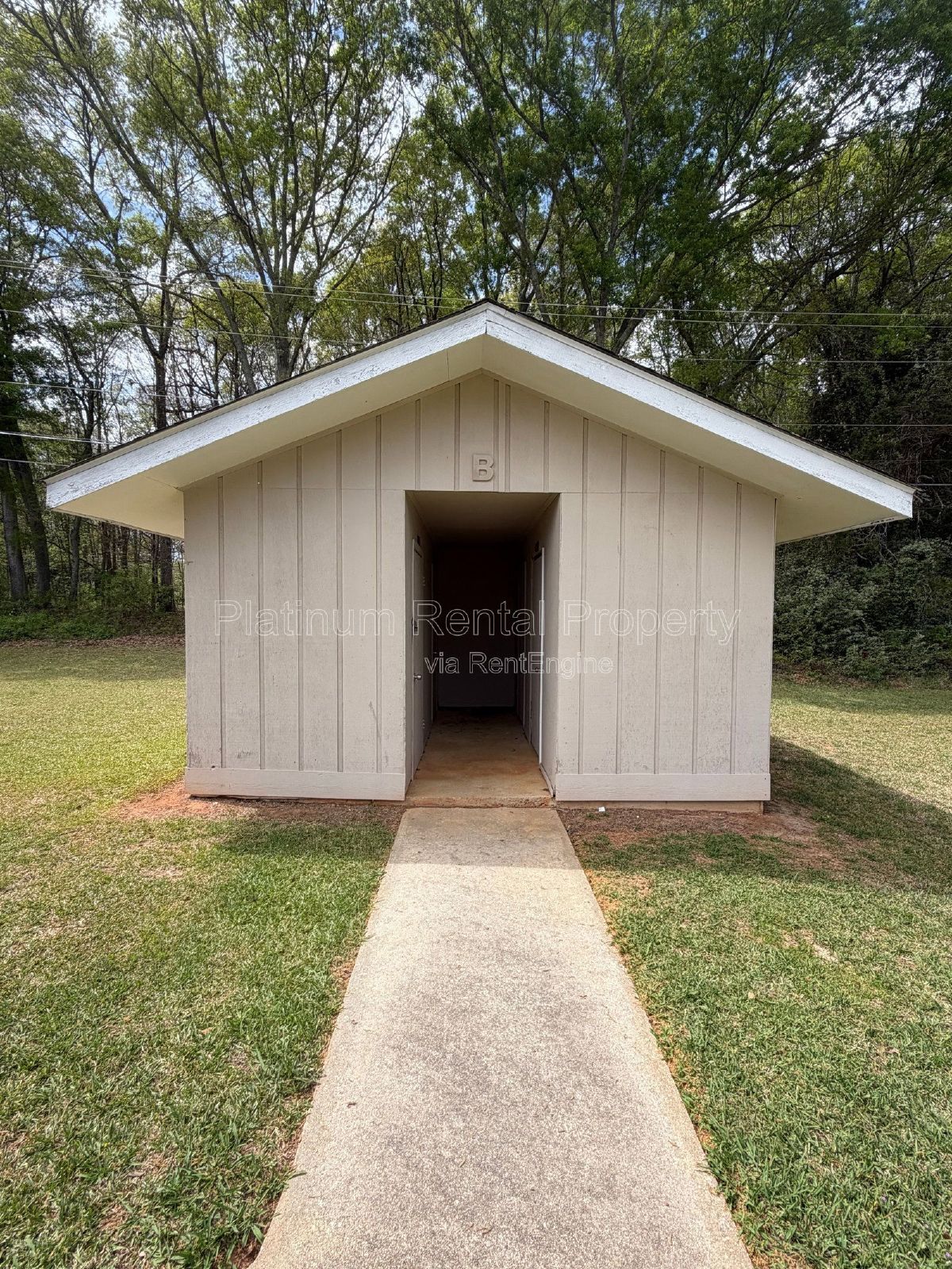 1 bedroom unit in Monroe for rent by Platinum Property Management Services, Inc. property image