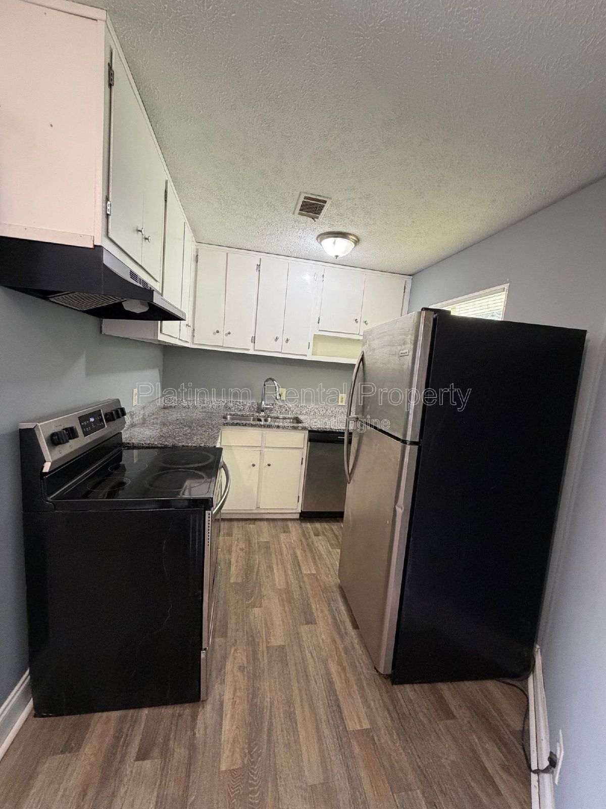 Well maintained 2 bedroom unit in Monroe for rent by Platinum Property Management Services, Inc. property image