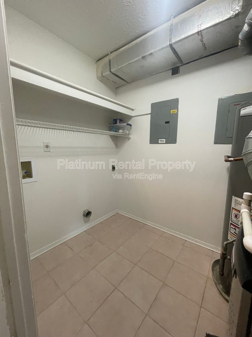 Uniquely, modern 2 bedroom condo in prime location near Powers Ferry Road, by Platinum Property Management Services, Inc. property image