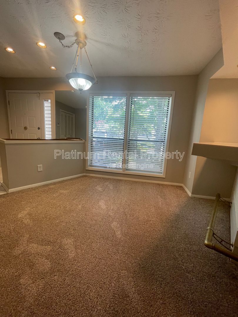 Uniquely, modern 2 bedroom condo in prime location near Powers Ferry Road, by Platinum Property Management Services, Inc. property image