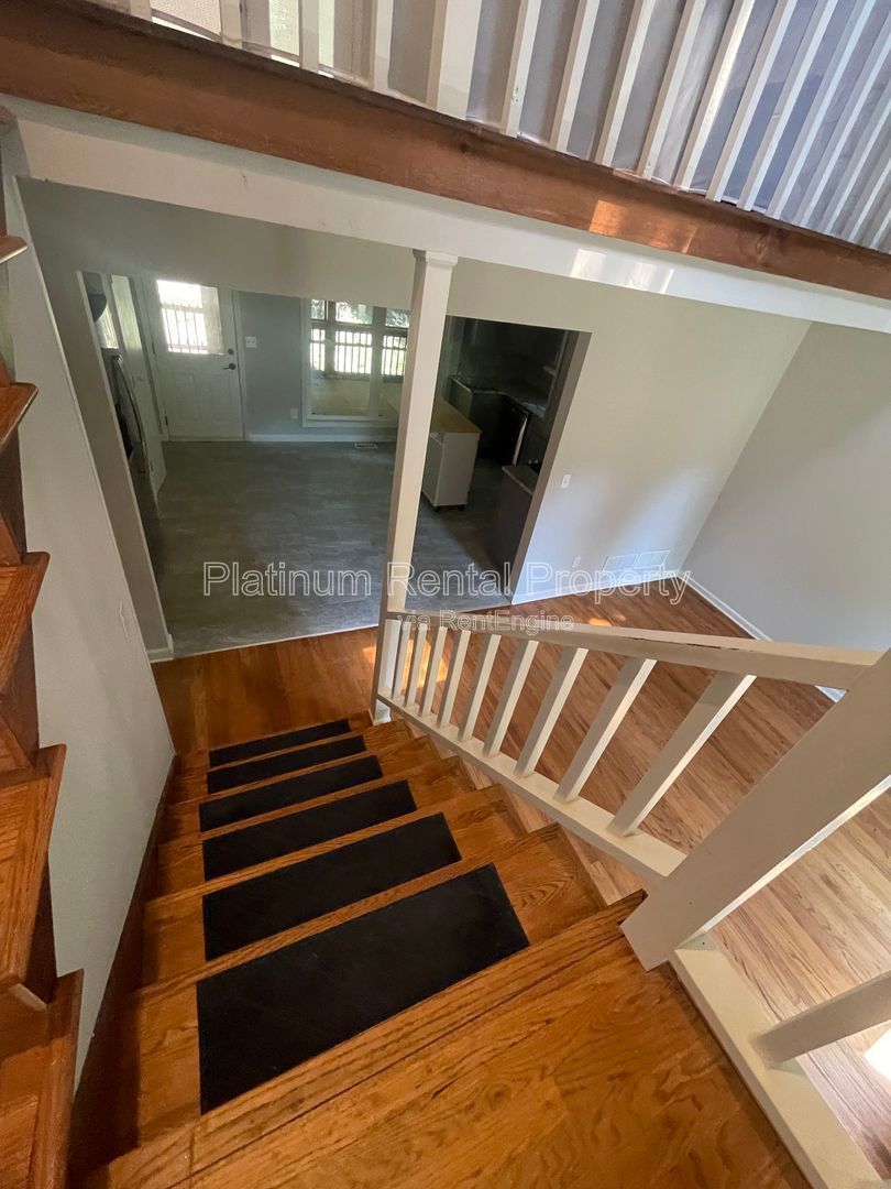 Fabulous, 4 bedroom hidden gem in prestigious East Cobb, by Platinum Property  Management Services, Inc. property image