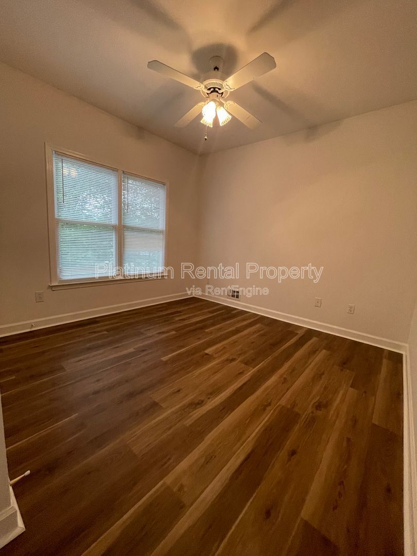Stunning & exquisite 5 bedroom home on fully finished basement by Platinum Property Management Services, Inc. property image