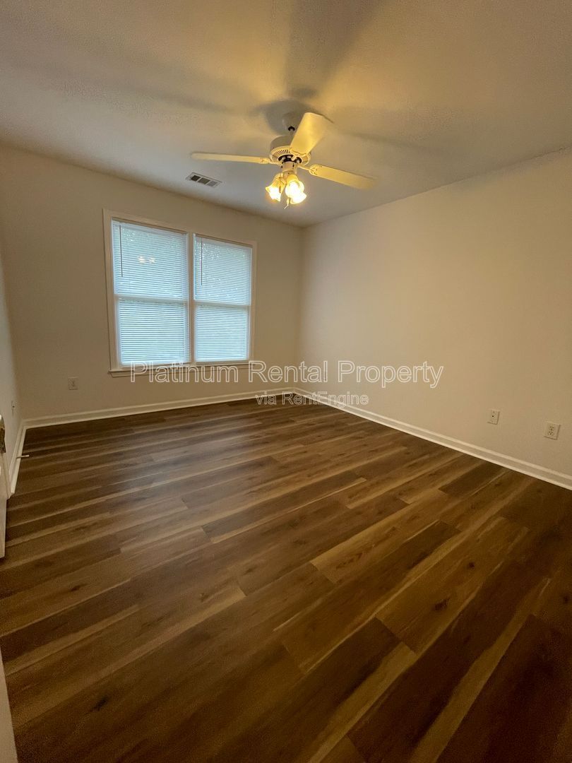 Stunning & exquisite 5 bedroom home on fully finished basement by Platinum Property Management Services, Inc. property image