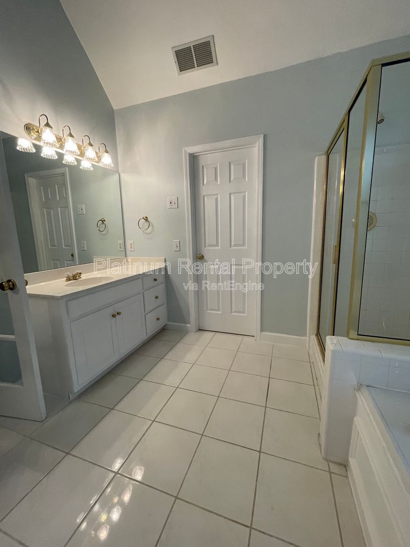 Stunning & exquisite 5 bedroom home on fully finished basement by Platinum Property Management Services, Inc. property image