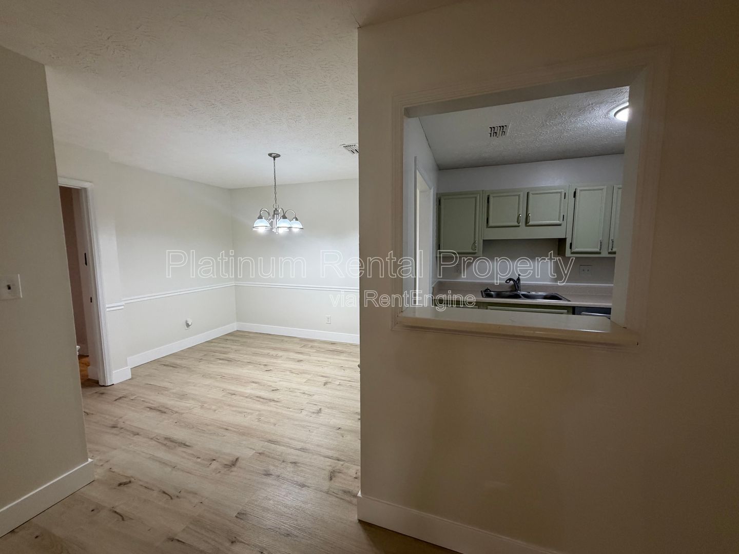 Beautiful UPDATED 2 bedroom condo near Truist Park in Smyrna for rent by Platinum Property Management Services, Inc. property image