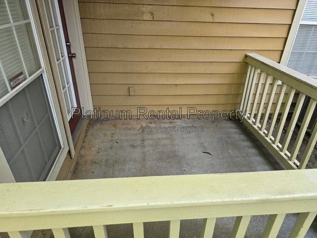 Beautiful UPDATED 2 bedroom condo near Truist Park in Smyrna for rent by Platinum Property Management Services, Inc. property image
