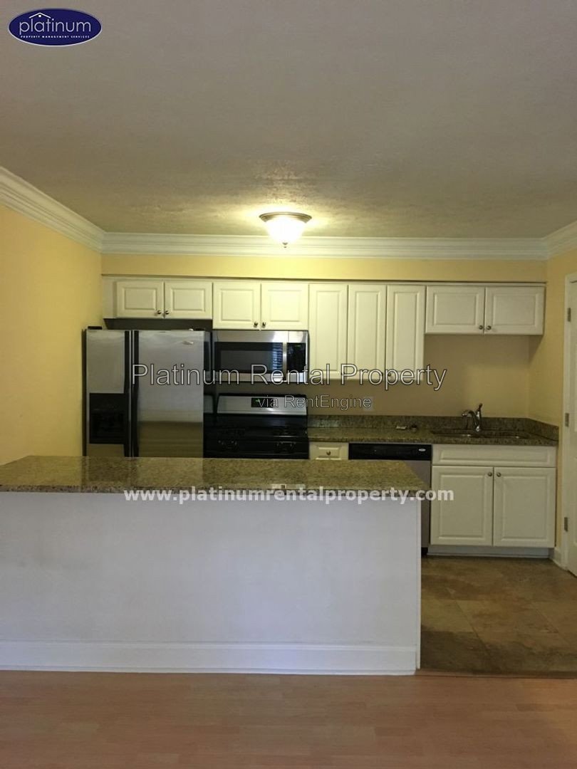 Wonderful opportunity to live in convenient Sandy Springs at an unbeatable price! This awesome one bedroom is featured by Platinum Property Management Services, Inc. property image