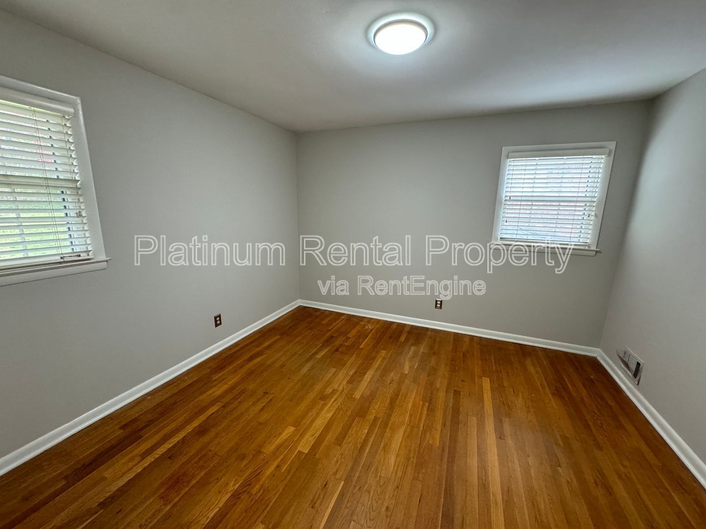 2960 Appling Cir property image