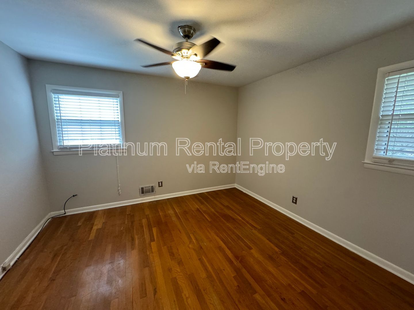 2960 Appling Cir property image