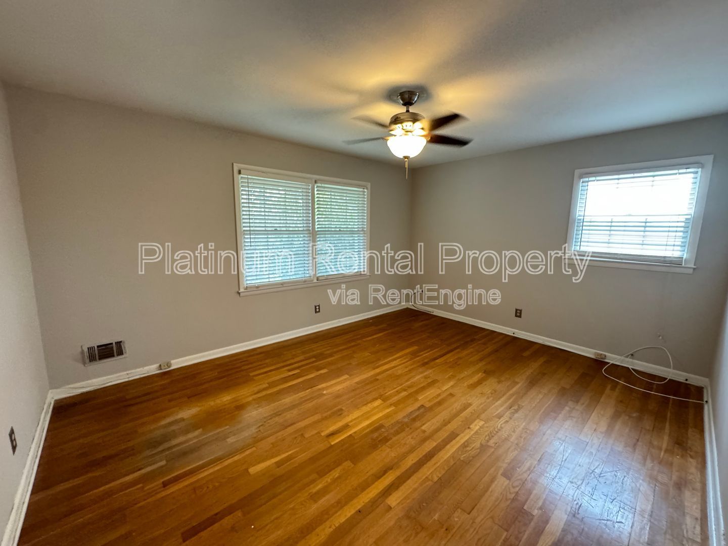 2960 Appling Cir property image
