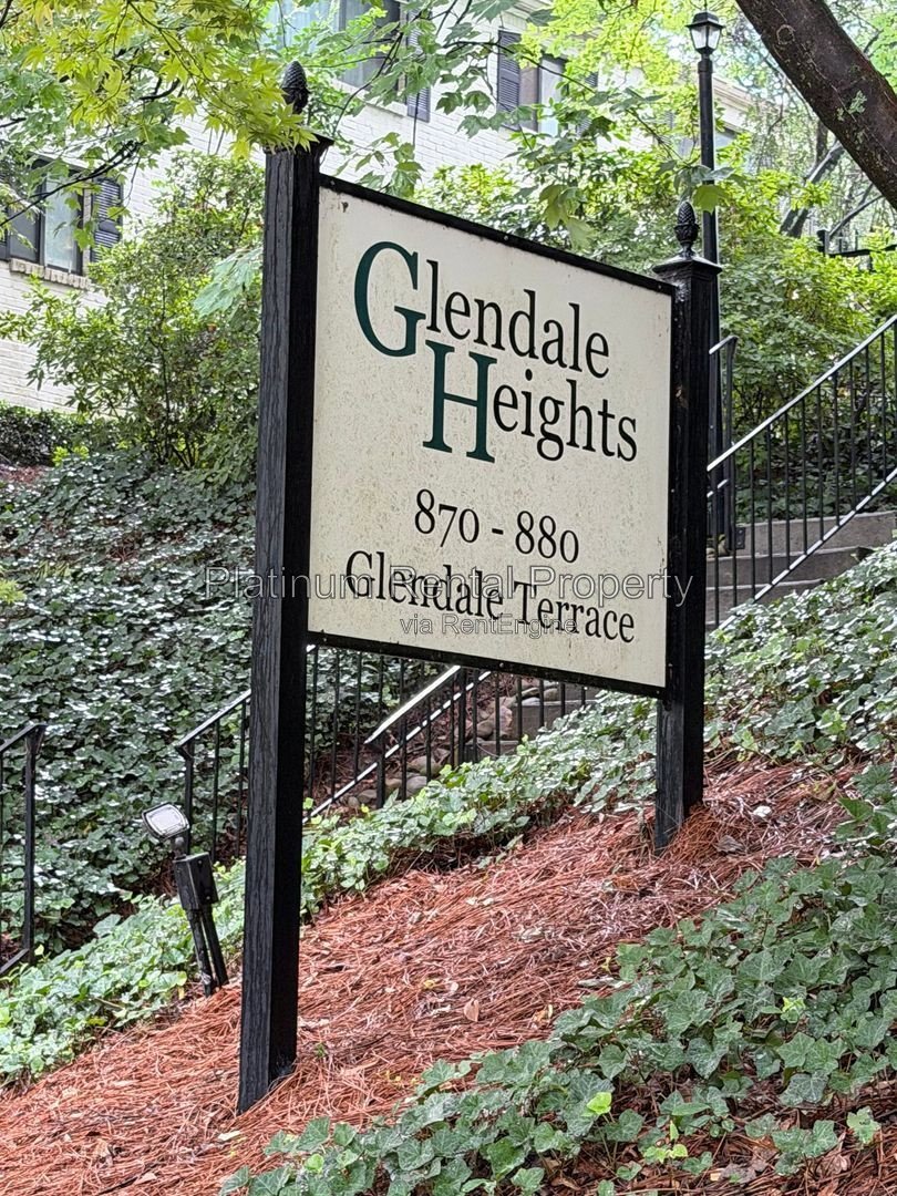 1 bedroom condo in AMAZING midtown location by Platinum Property Management Services, Inc. property image