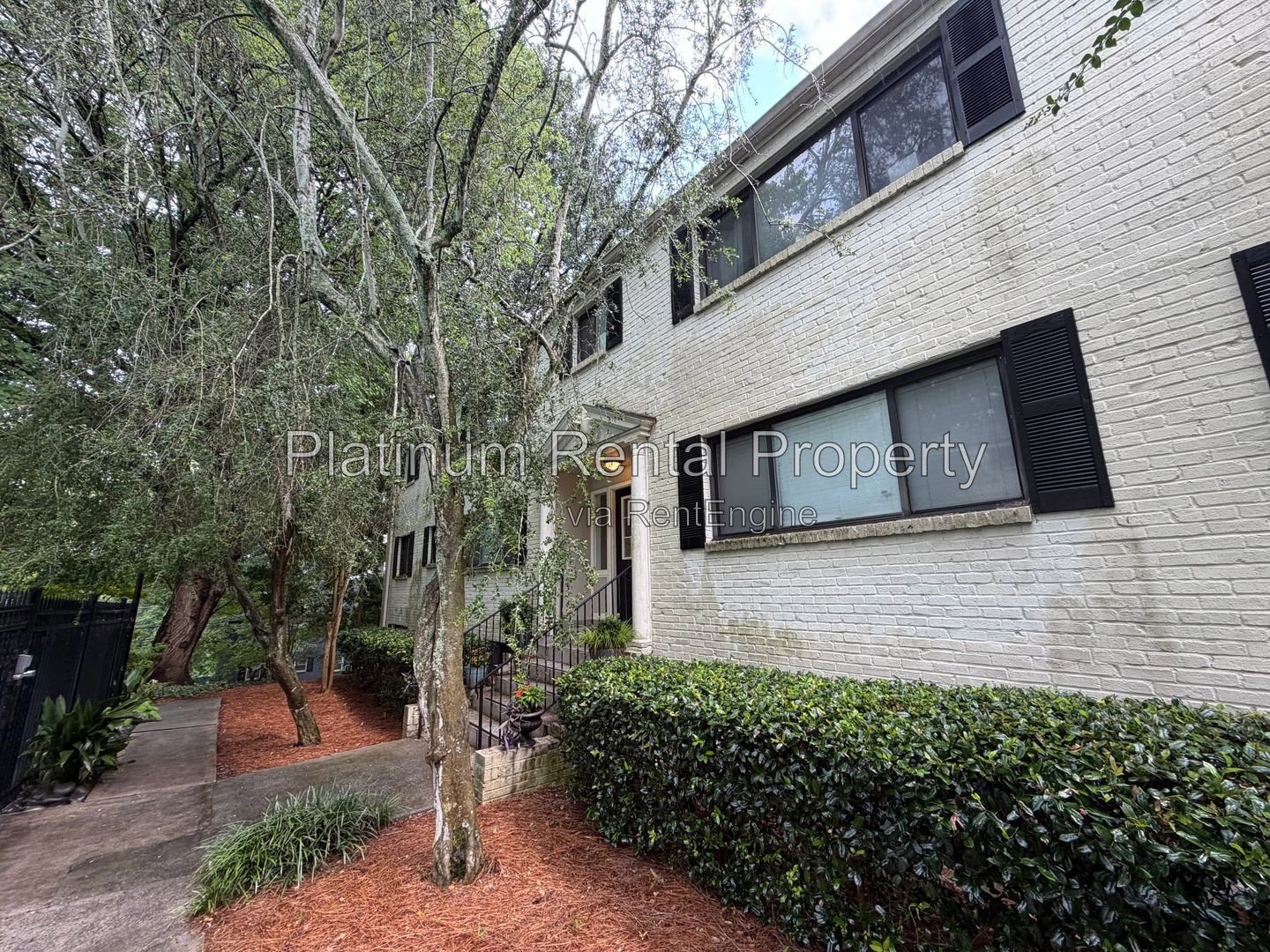 1 bedroom condo in AMAZING midtown location by Platinum Property Management Services, Inc. property image