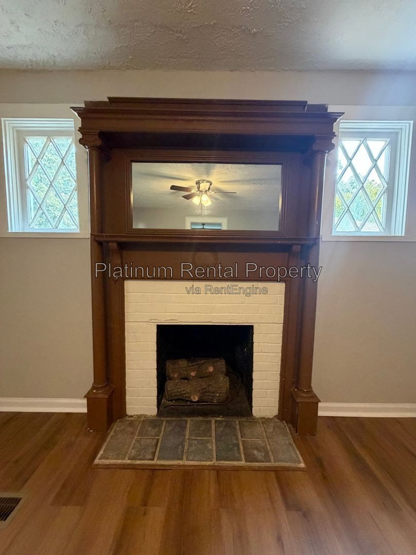 Updated 2 Bedroom Ranch home in Hapeville for rent by Platinum Property Management Services, Inc. property image