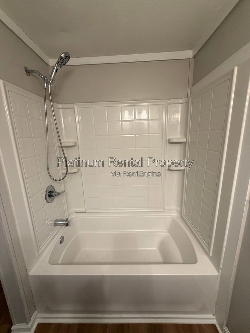 Updated 2 Bedroom Ranch home in Hapeville for rent by Platinum Property Management Services, Inc. property image