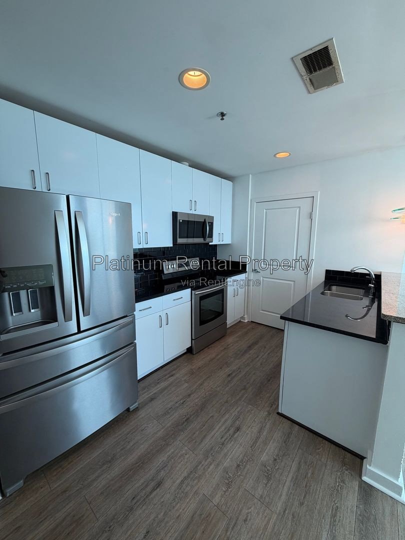 Amazing 2 bedroom condo on the 20th floor located in Atlantic Station for rent by Platinum Property Management Services, Inc. property image