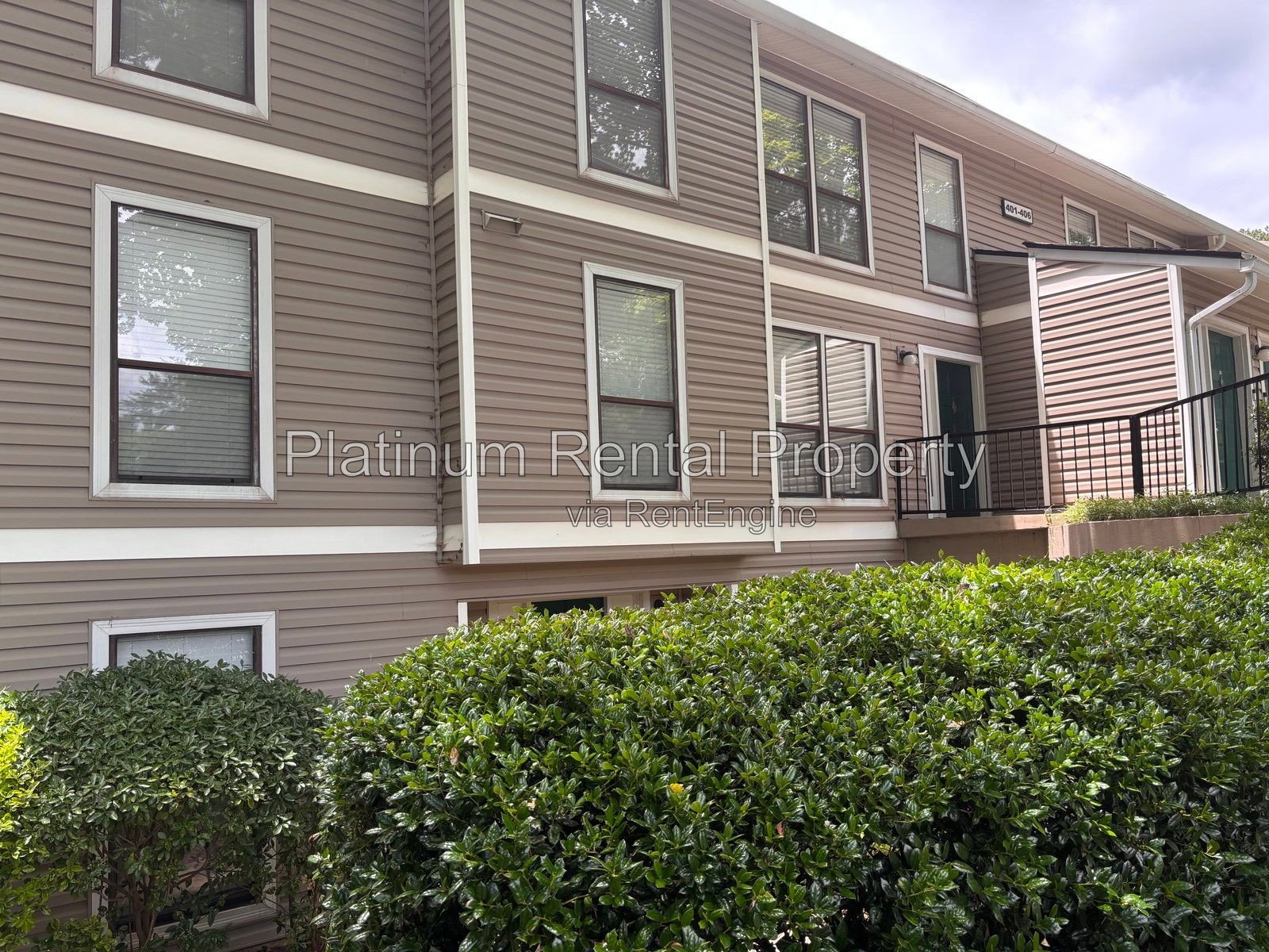 Uniquely, modern 2 bedroom condo in prime location near Powers Ferry Road, by Platinum Property Management Services, Inc. property image