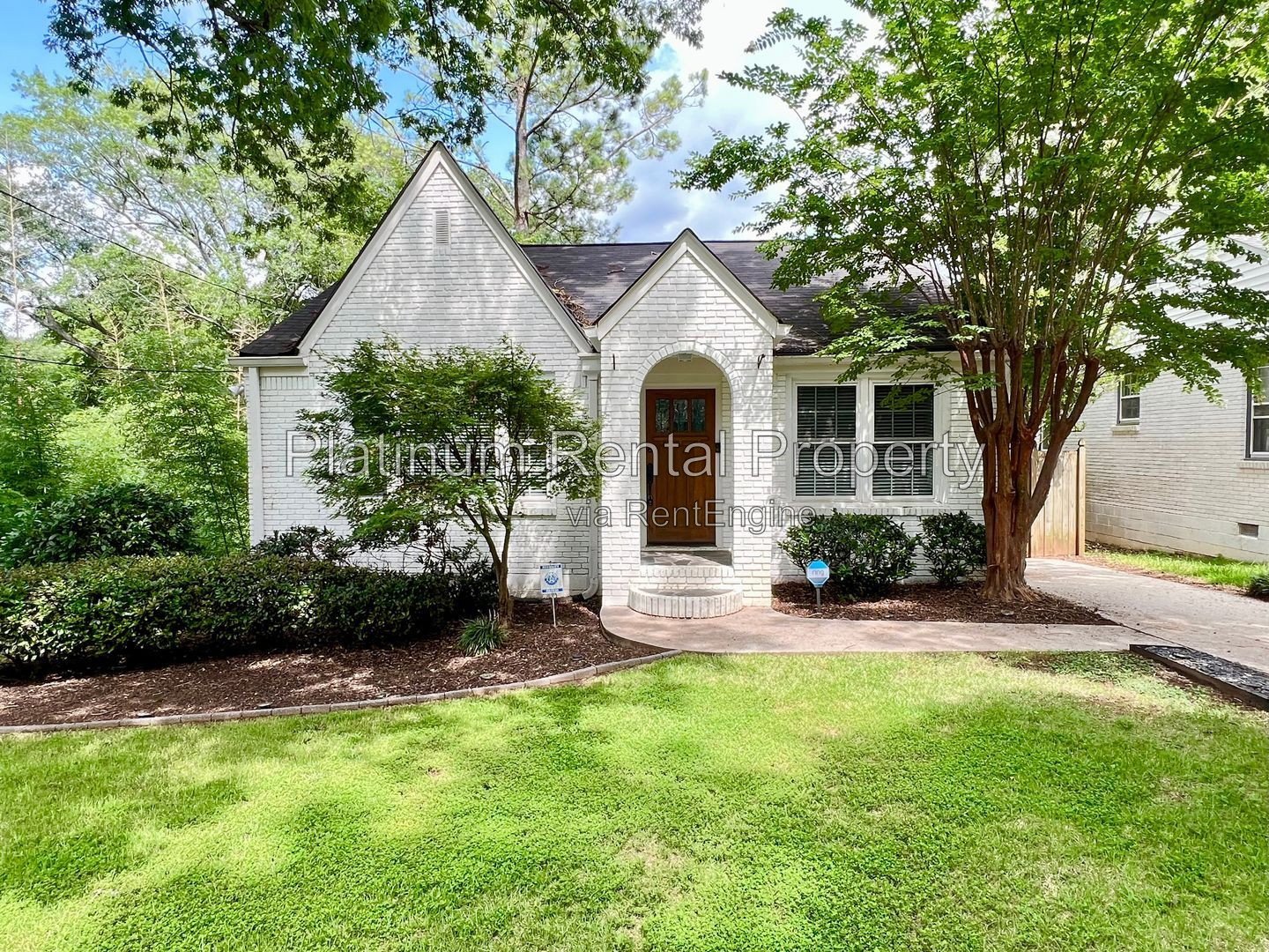 Lovely 3 Bedroom Bungalow in Atlanta for Rent by Platinum Property Management Services, Inc. property image