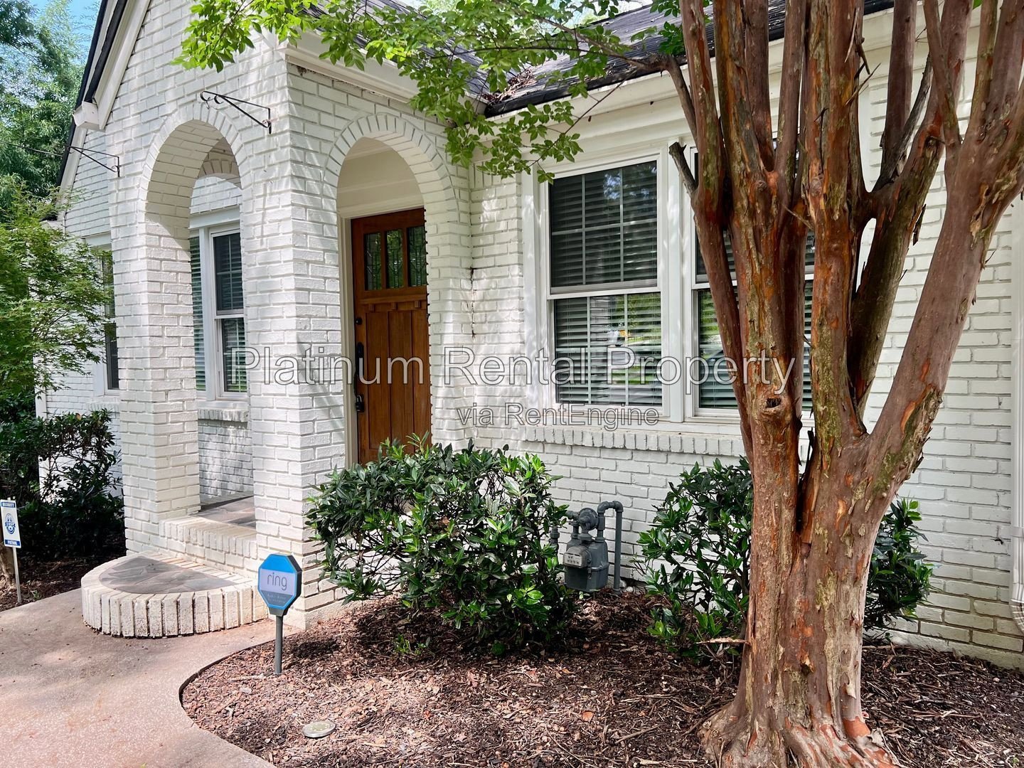 Lovely 3 Bedroom Bungalow in Atlanta for Rent by Platinum Property Management Services, Inc. property image