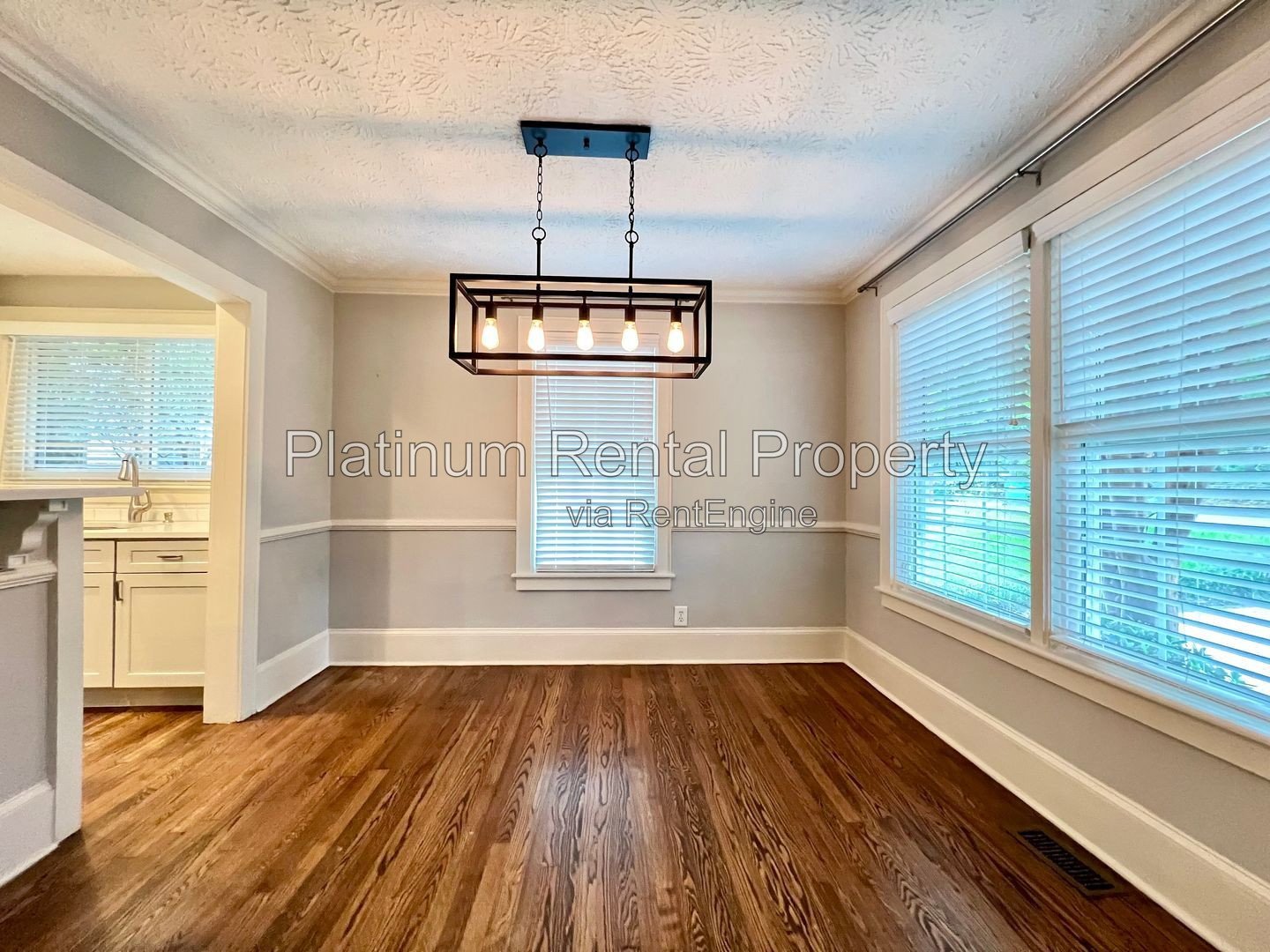 Lovely 3 Bedroom Bungalow in Atlanta for Rent by Platinum Property Management Services, Inc. property image