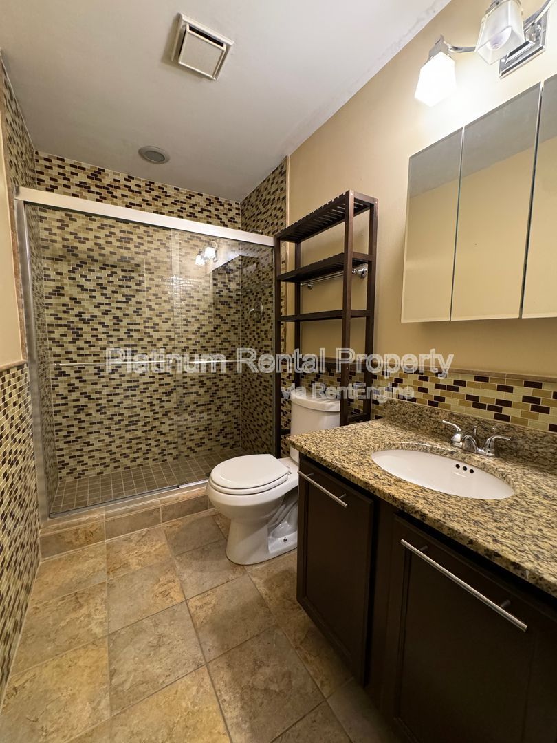 LOCATION, LOCATION, LOCATION! Gorgeous, downtown 2-story 3 bedroom loft in Atlanta by Platinum Property Management Services, Inc. property image