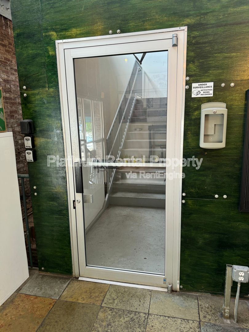 LOCATION, LOCATION, LOCATION! Gorgeous, downtown 2-story 3 bedroom loft in Atlanta by Platinum Property Management Services, Inc. property image