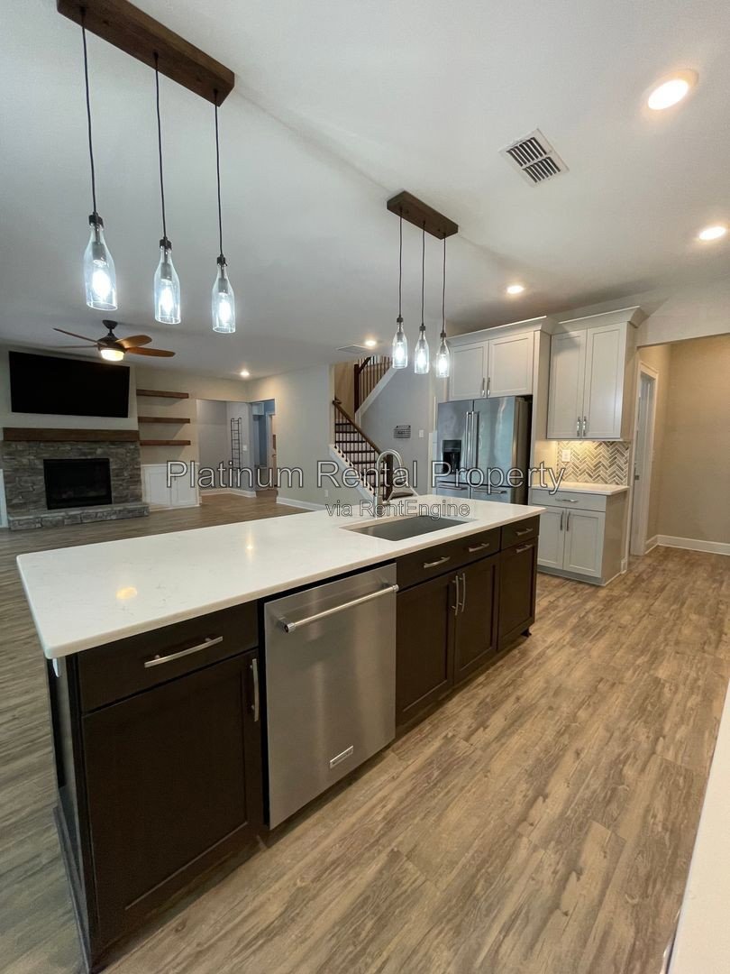 Exquisite 4 bedroom home on full basement in highly sought after Forsyth county neighborhood by Platinum Property Management Services, Inc. property image
