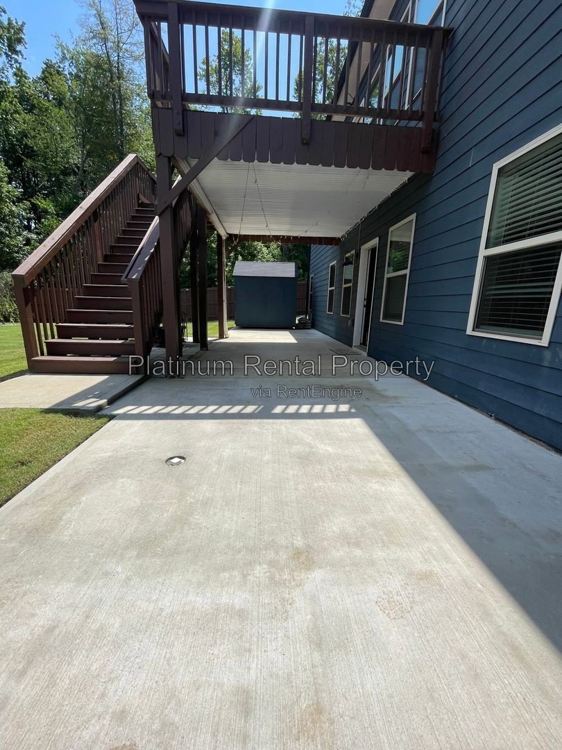 Exquisite 4 bedroom home on full basement in highly sought after Forsyth county neighborhood by Platinum Property Management Services, Inc. property image