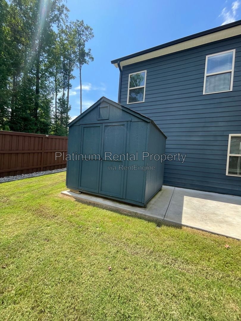 Exquisite 4 bedroom home on full basement in highly sought after Forsyth county neighborhood by Platinum Property Management Services, Inc. property image