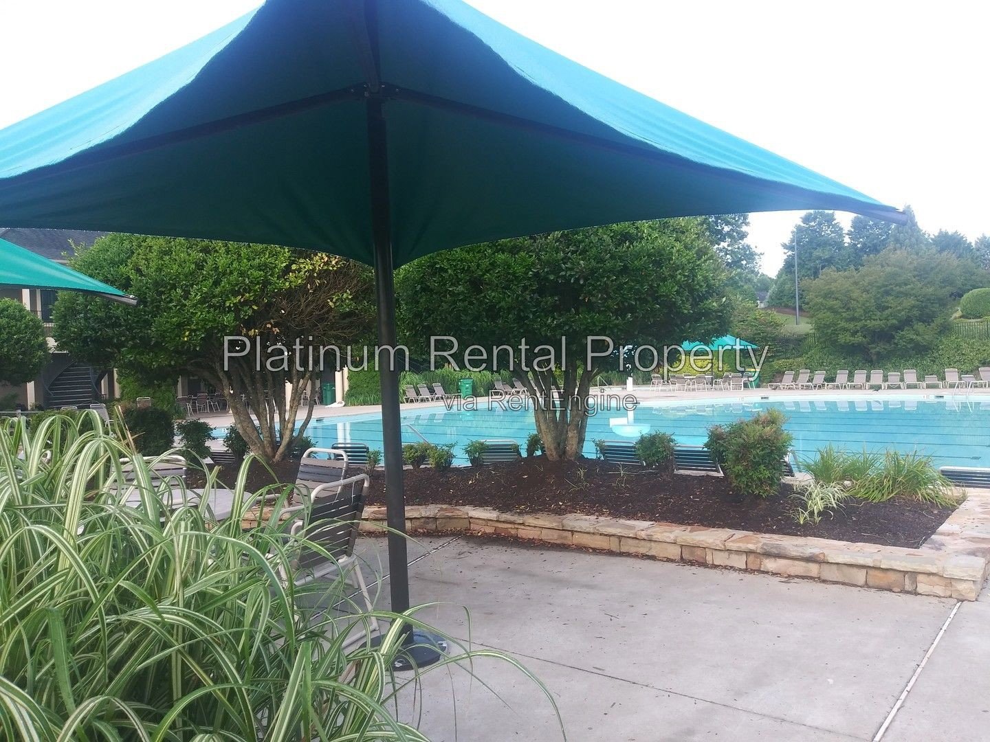 Fabulous, 3 Bedroom, END UNIT townhome in desirable Woodstock by Platinum Property Management Services, Inc. property image