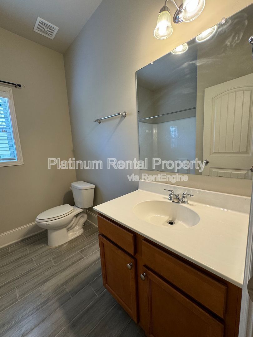 Beautiful 5 bedroom home in Cumming by Platinum Property Management Services, Inc. property image