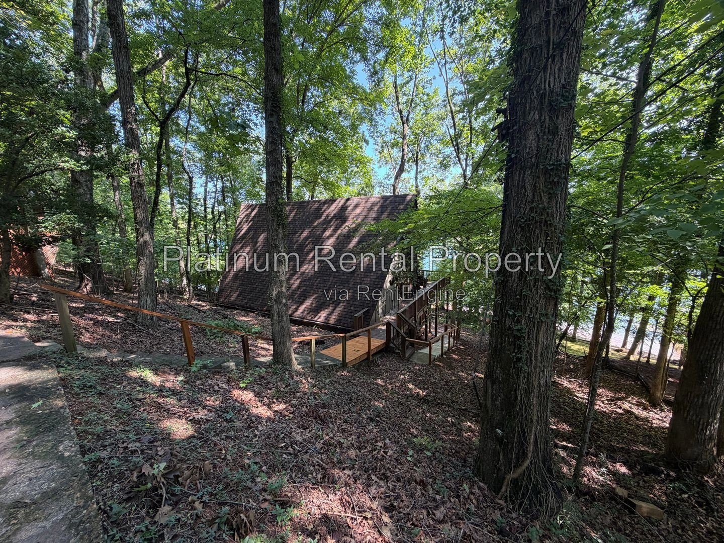 Lake Cottage for rent in Gainesville by Platinum Property Management Services, Inc. property image