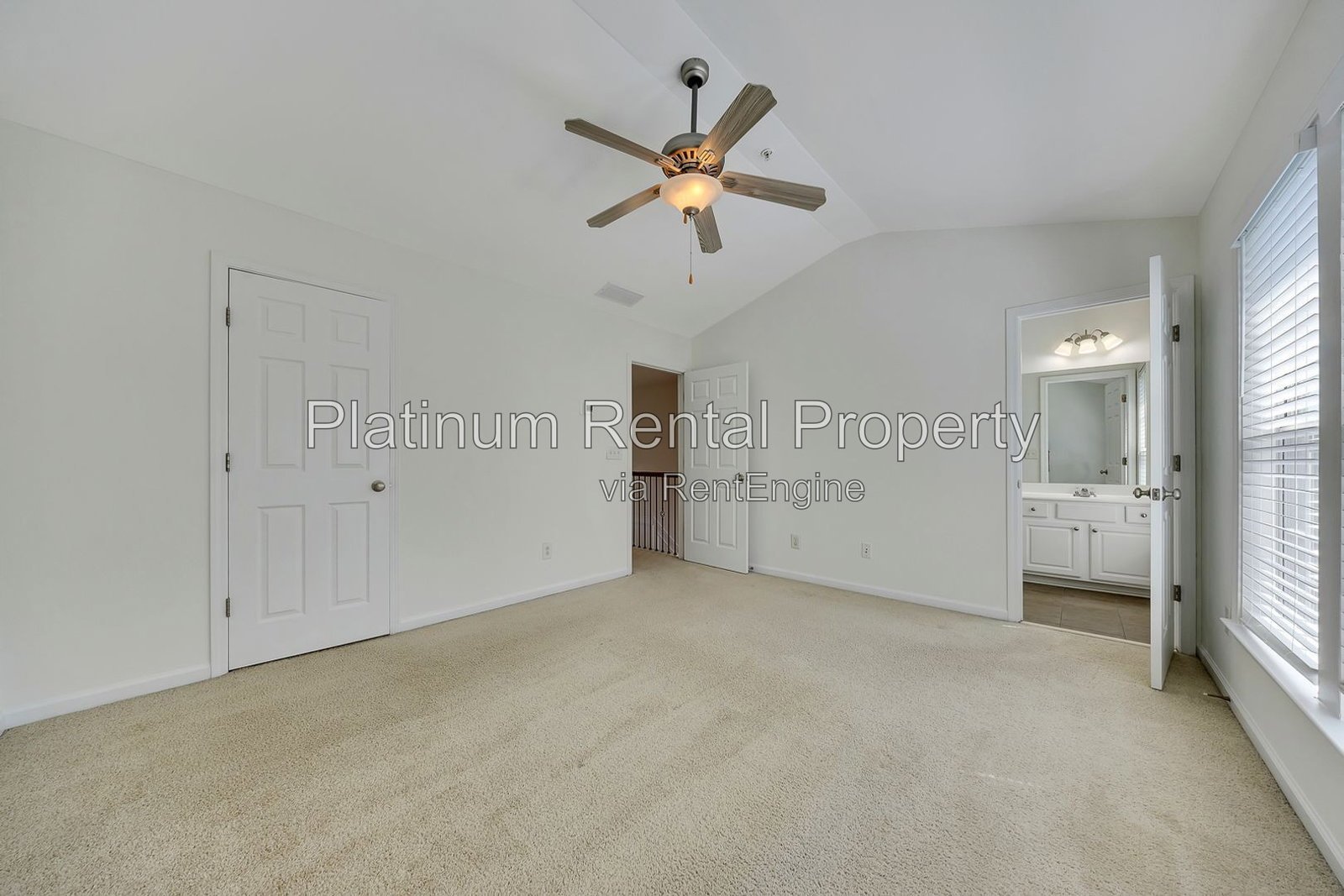 Fabulous, 3 Bedroom, END UNIT townhome in desirable Woodstock by Platinum Property Management Services, Inc. property image