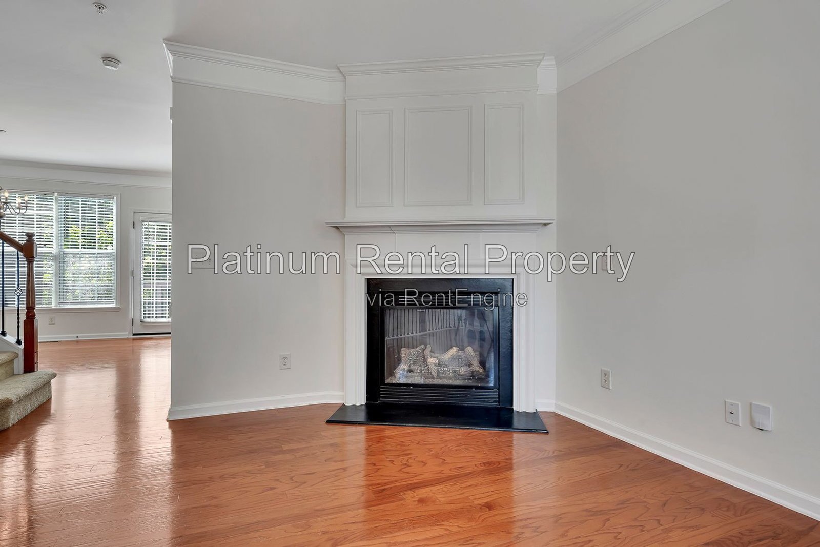 Fabulous, 3 Bedroom, END UNIT townhome in desirable Woodstock by Platinum Property Management Services, Inc. property image