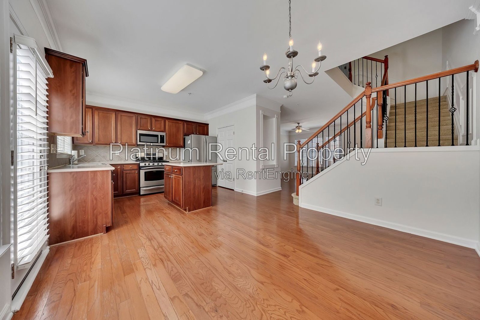 Fabulous, 3 Bedroom, END UNIT townhome in desirable Woodstock by Platinum Property Management Services, Inc. property image