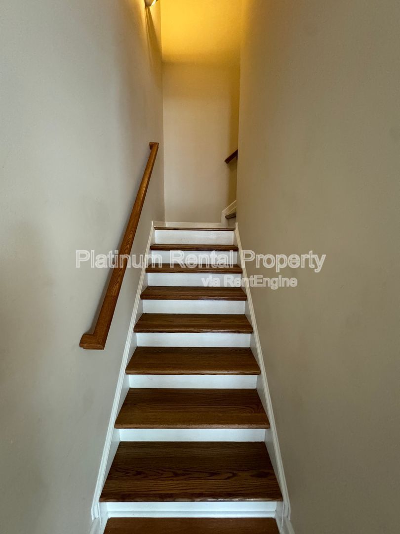 4 Bedroom Brick Townhome in Milton for rent by Platinum Property Management Services, Inc. property image