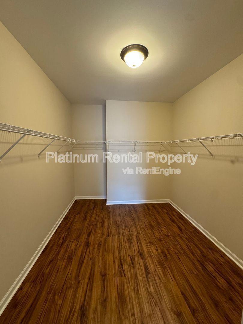 4 Bedroom Brick Townhome in Milton for rent by Platinum Property Management Services, Inc. property image