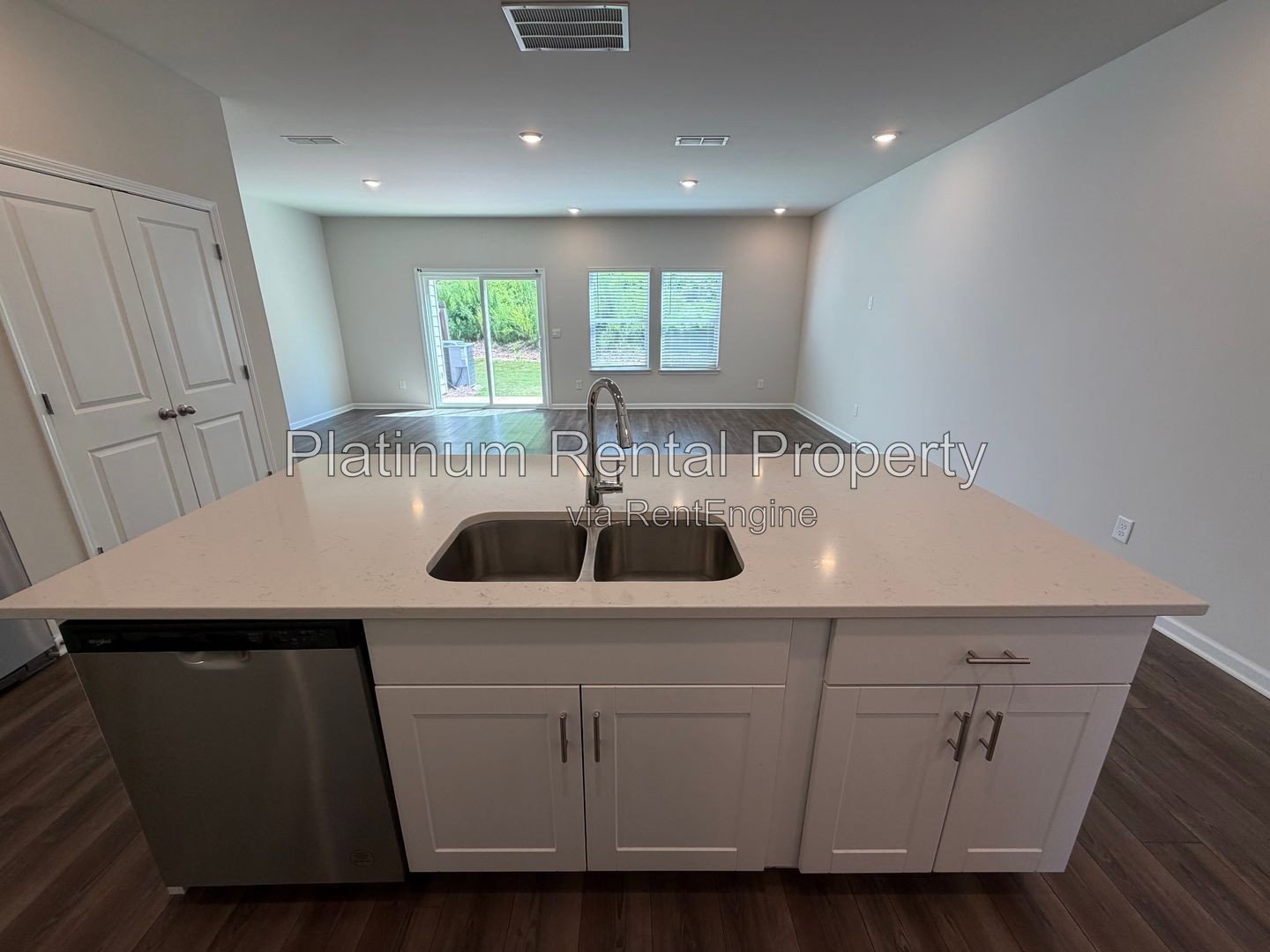 Better-than-new 3 bedroom townhome in Dawsonville by Platinum Property Management Services, Inc. property image