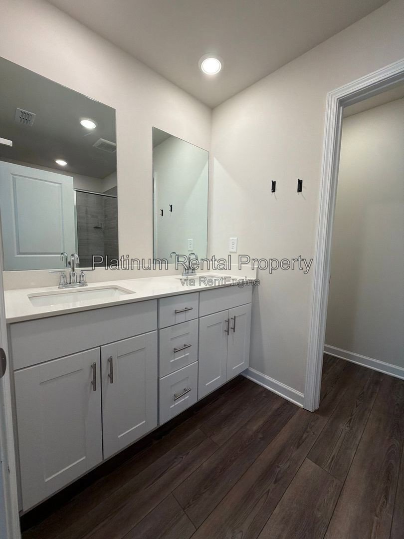 Better-than-new 3 bedroom townhome in Dawsonville by Platinum Property Management Services, Inc. property image