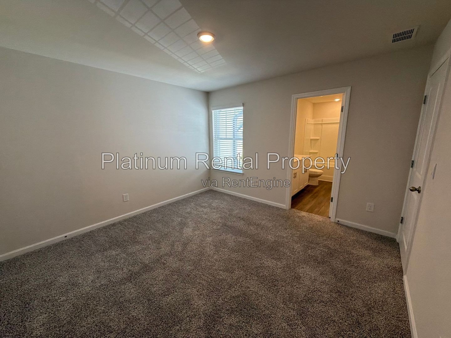 Better-than-new 3 bedroom townhome in Dawsonville by Platinum Property Management Services, Inc. property image