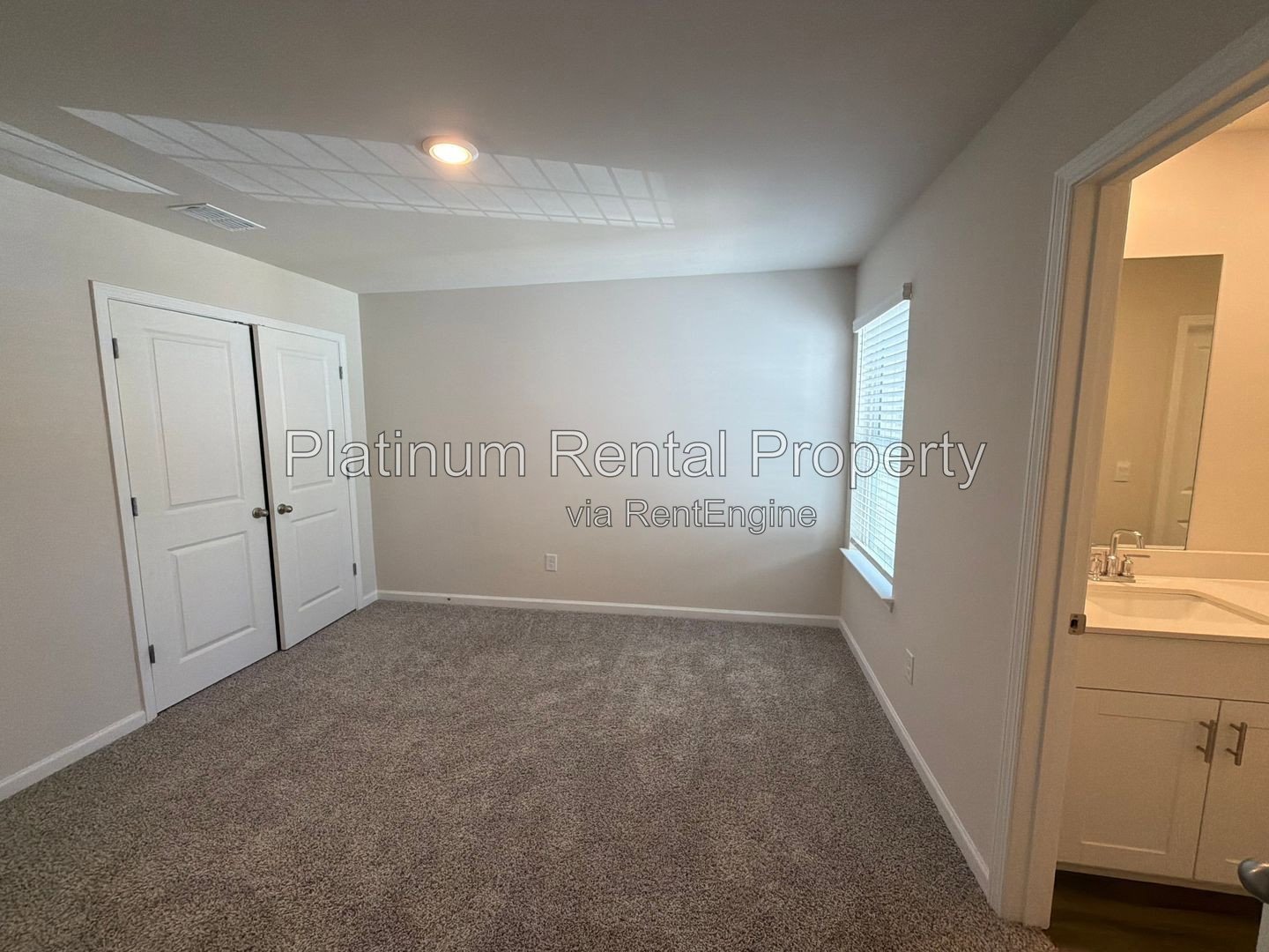 Better-than-new 3 bedroom townhome in Dawsonville by Platinum Property Management Services, Inc. property image
