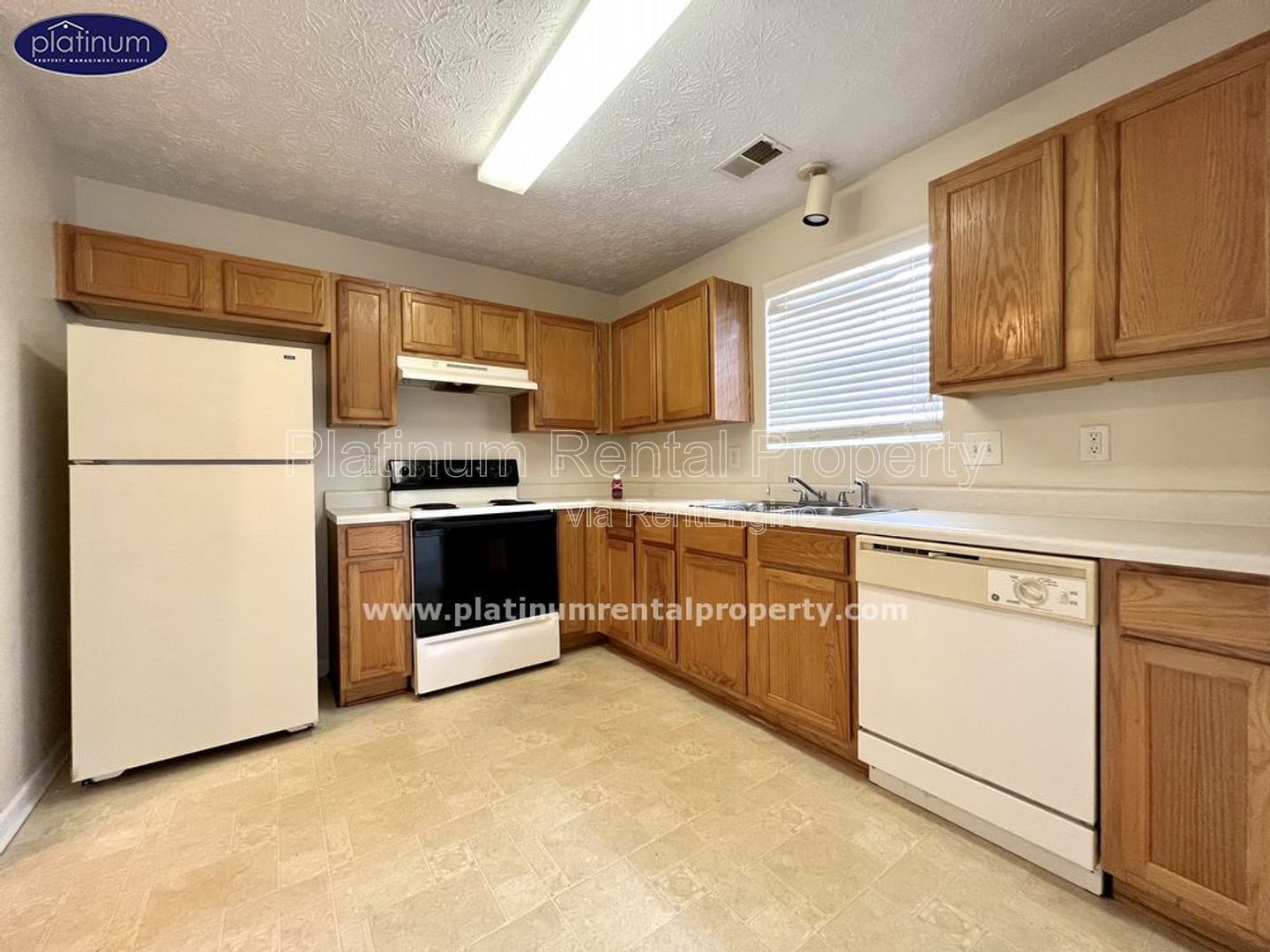 Immaculate, 2-bedroom townhome in desirable Lithonia location, by Platinum Property Management Services, Inc. property image