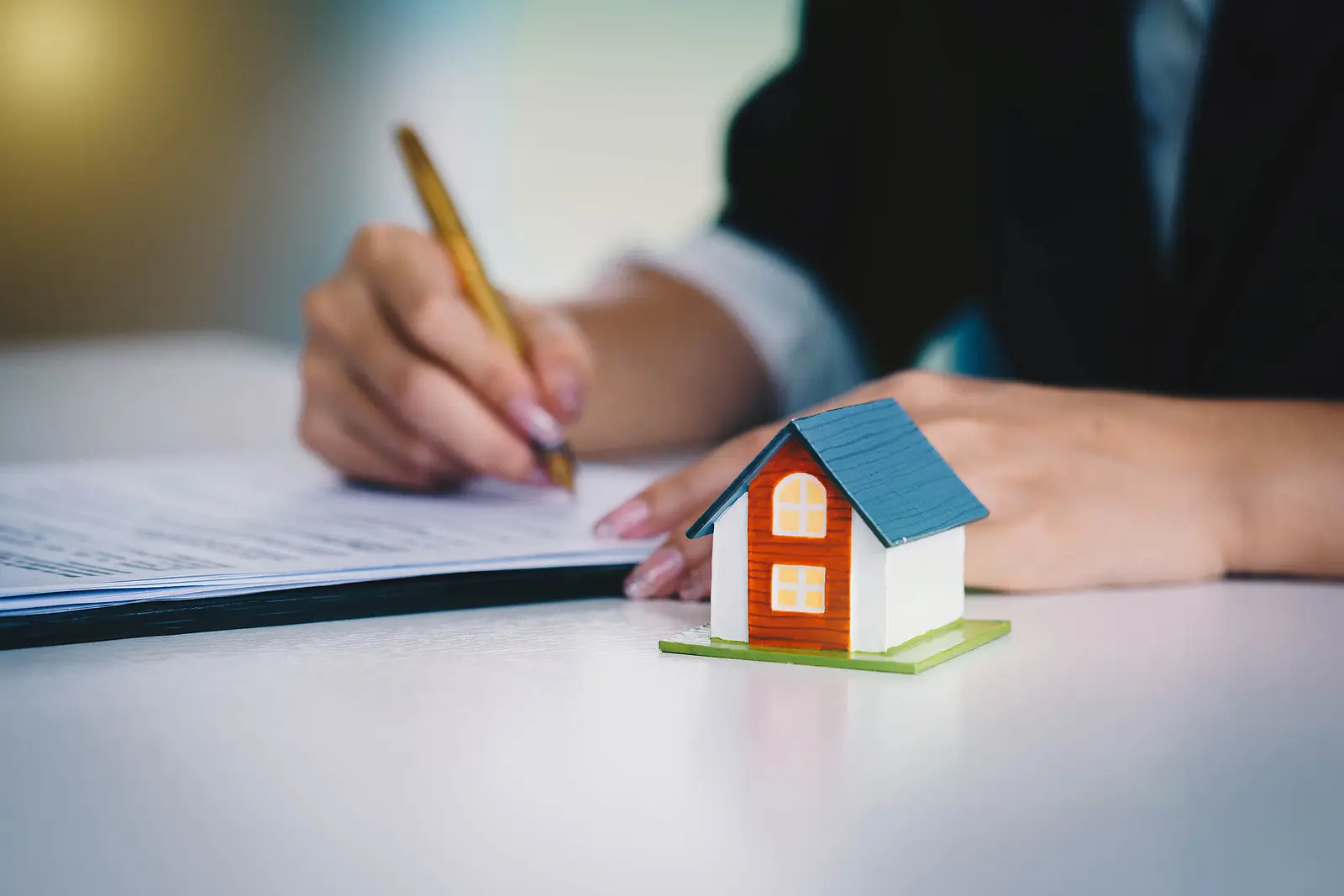 The Biggest HB 404 Compliance Mistakes Atlanta Landlords Are Still Making